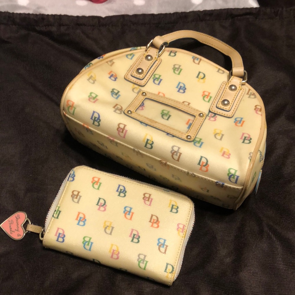 Dooney & Bourke set